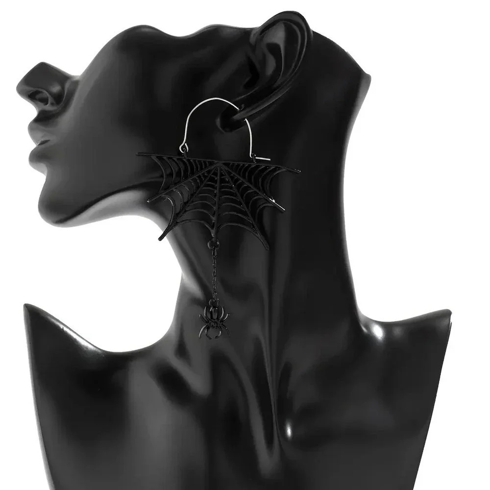 Halloween Sweet Cool Spider Mesh Fringe Earrings Dark Wind Metal Cutout - Picture 5 of 6